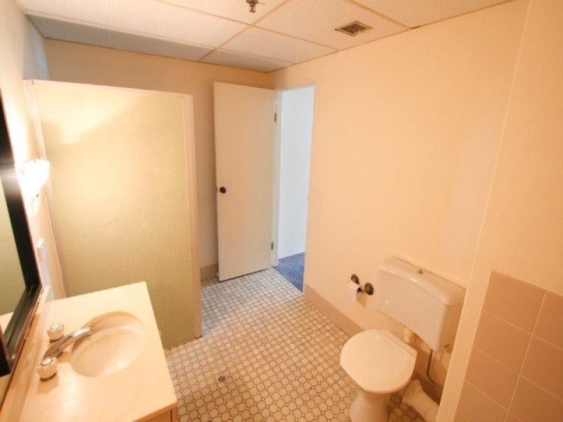 2404/3422 Gold Coast Highway, Surfers Paradise QLD 4217