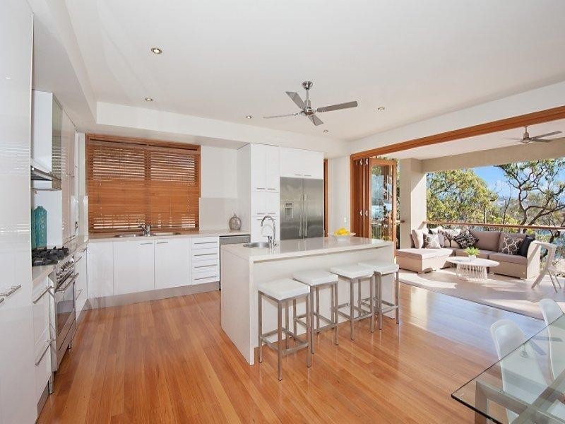 2 Duringan Street, Currumbin QLD 4223