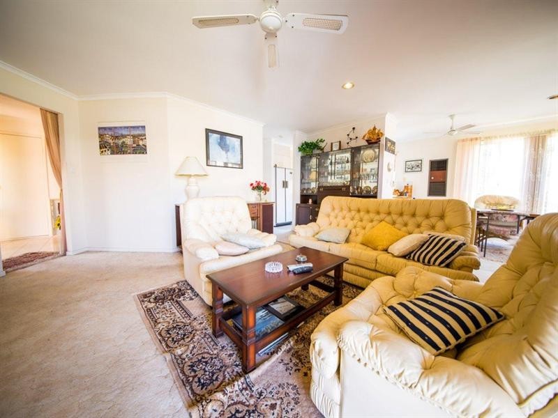 6 Jannali Court, Robina QLD 4226