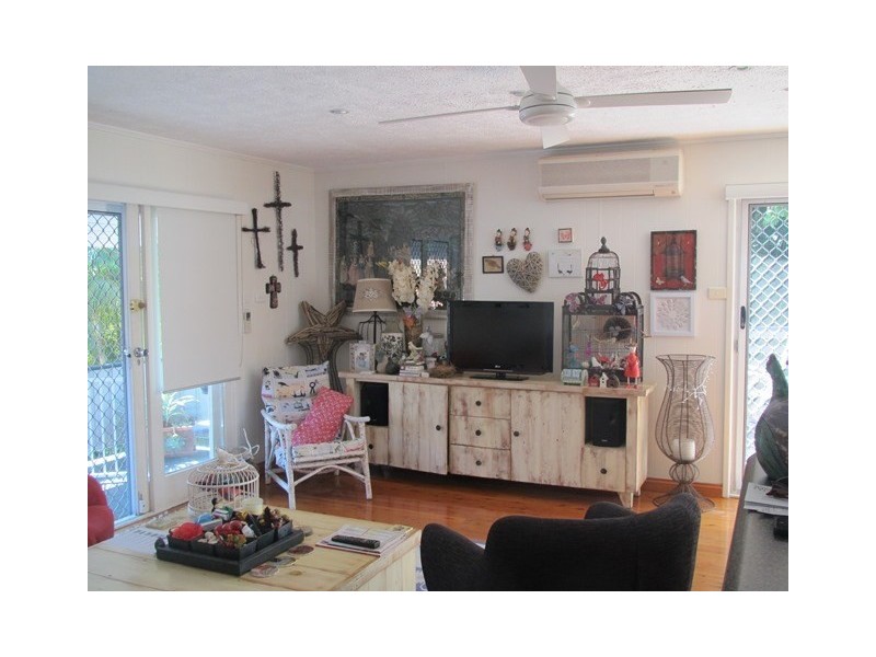 71 Petrel Avenue, Mermaid Beach QLD 4218