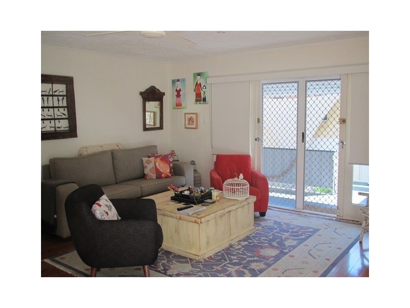 71 Petrel Avenue, Mermaid Beach QLD 4218