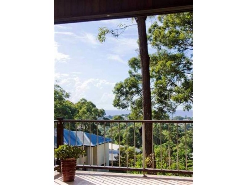 8 Sanctuary Crest Drive – (Gated Area), Currumbin QLD 4223