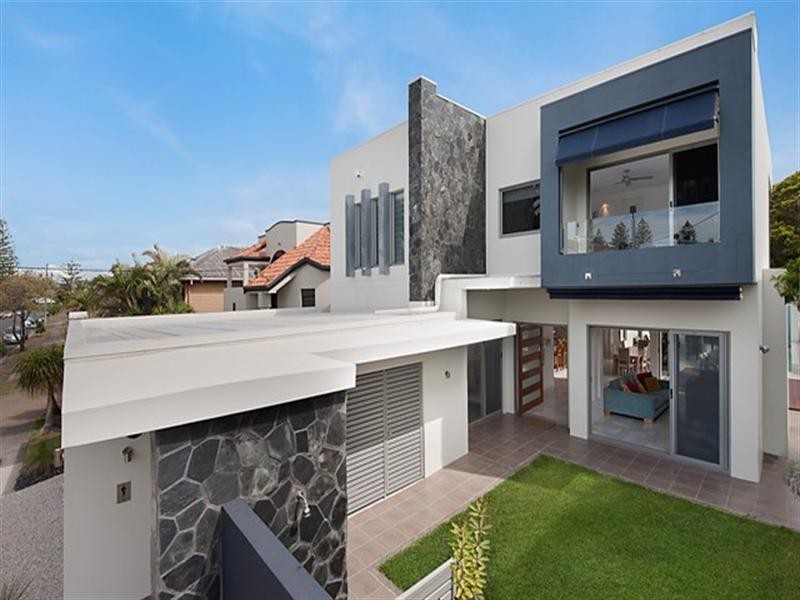 28 Redondo Avenue, Miami QLD 4220