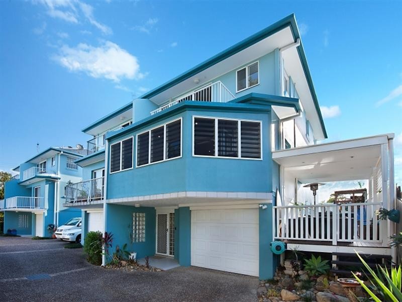 4/5 Hillcrest Avenue, Tugun QLD 4224