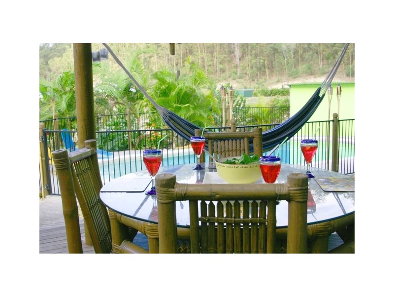 123 Valley Drive, Tallebudgera QLD 4228