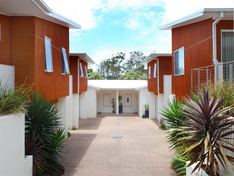 3/15 Andromeda Parade, Robina QLD 4226