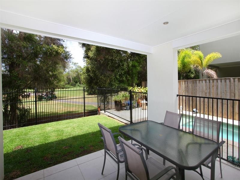 3/15 Andromeda Parade, Robina QLD 4226