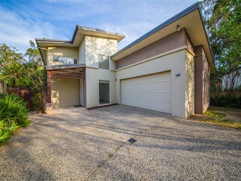 340 Ron Penhaligon Way, Robina QLD 4226