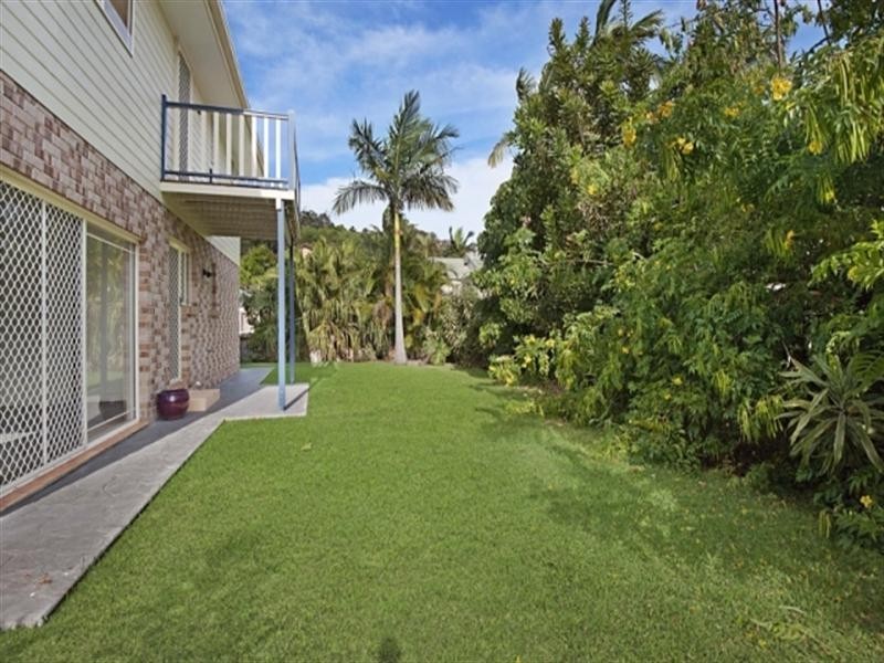 6 Thrower Drive, Currumbin QLD 4223