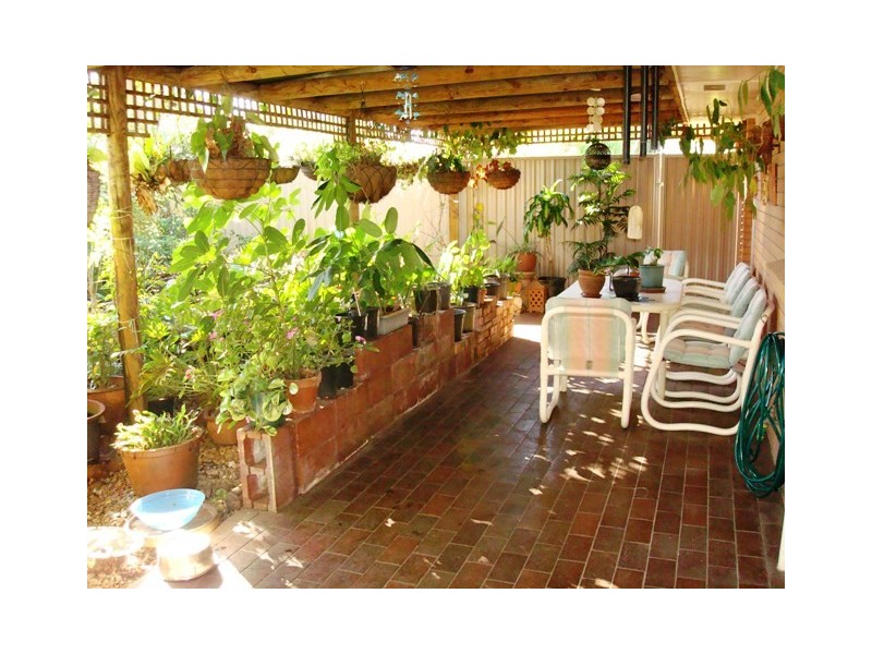 30 Albicore Street, Mermaid Waters QLD 4218