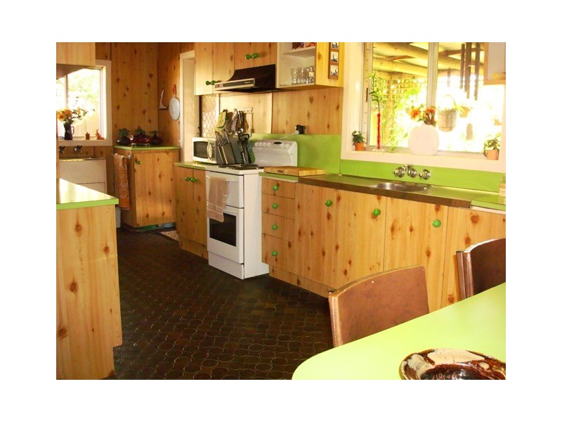 30 Albicore Street, Mermaid Waters QLD 4218