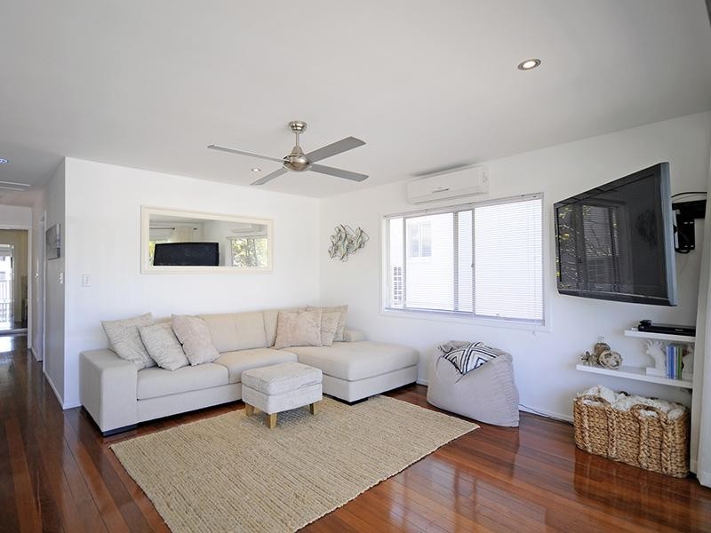 Apartment 3 ‘San Marco’, 23 Monaco Street, Surfers Paradise QLD 4217