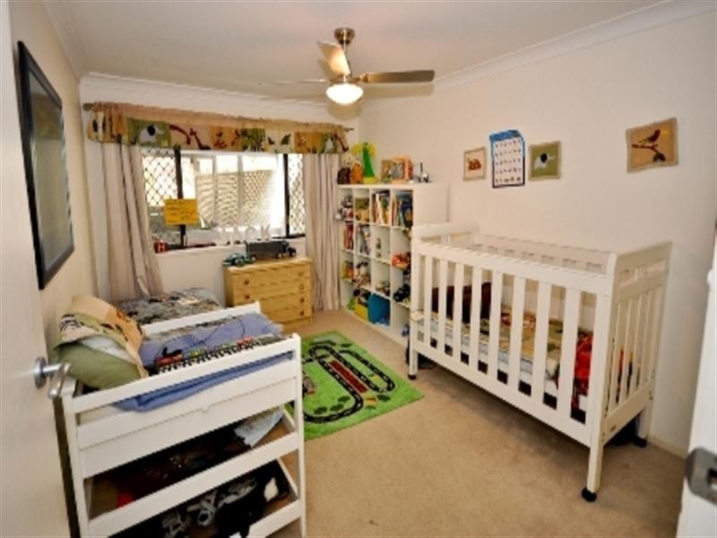 62 Ocean Parade, Burleigh Heads QLD 4220