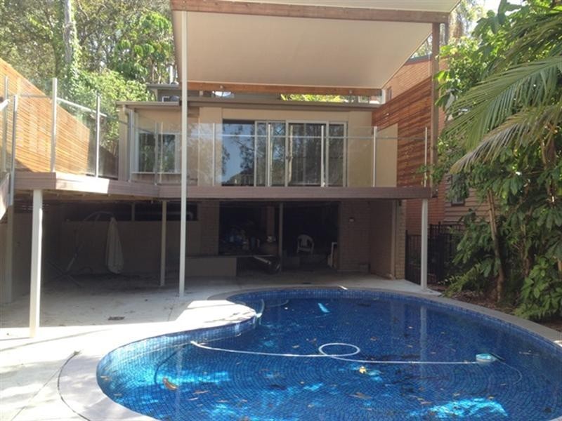 62 Ocean Parade, Burleigh Heads QLD 4220