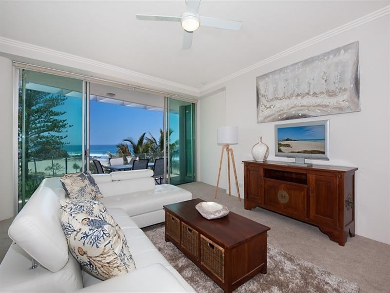 302 ” Waves on Currumbin ” 2 Tomewin Street, Currumbin QLD 4223