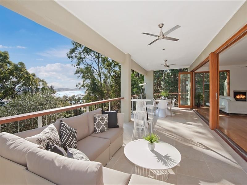 2 Duringan Street, Currumbin QLD 4223