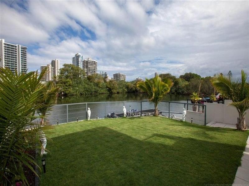 2/46 Paradise Island, Surfers Paradise QLD 4217