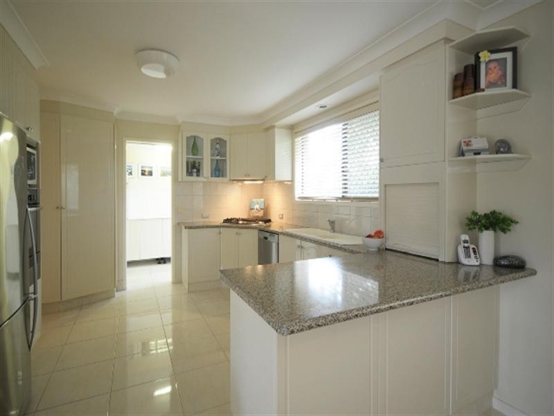 13 Compass Court, Mermaid Waters QLD 4218