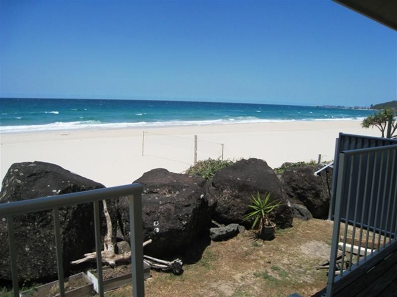 167 Jefferson Lane, Palm Beach QLD 4221