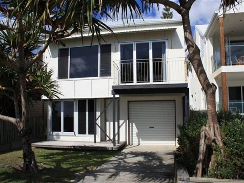 428 The Esplanade, Palm Beach QLD 4221