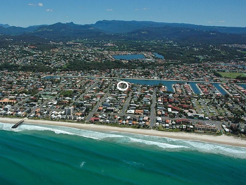 14 Tingira Street, Palm Beach QLD 4221