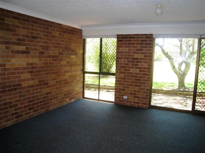 2/28 Duet Drive, Mermaid Waters QLD 4218