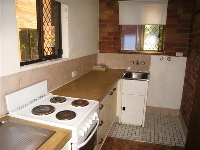 2/28 Duet Drive, Mermaid Waters QLD 4218