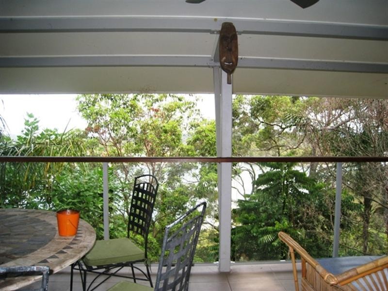 114 Ocean Parade, Burleigh Heads QLD 4220