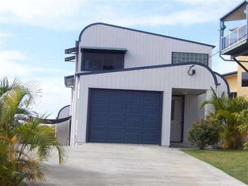 2/78 Mclean Street, Coolangatta QLD 4225