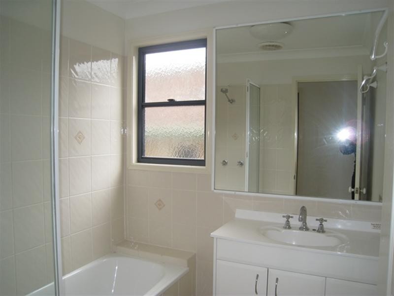 2/78 Mclean Street, Coolangatta QLD 4225