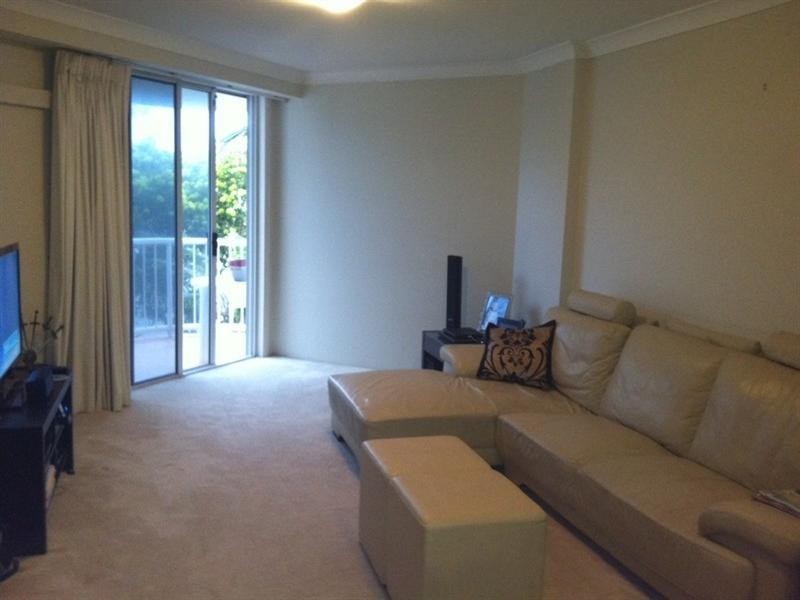 Apt 10 “Bel Air Apartments’ Surf Parade, Broadbeach QLD 4218