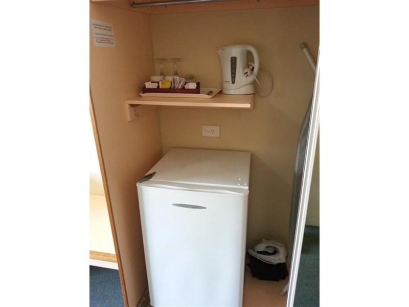 101/2007 Gold Coast Highway (Outrigger Resort), Burleigh Heads QLD 4220