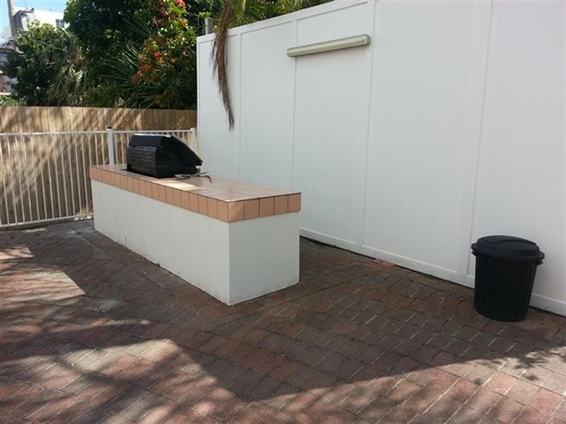 101/2007 Gold Coast Highway (Outrigger Resort), Burleigh Heads QLD 4220