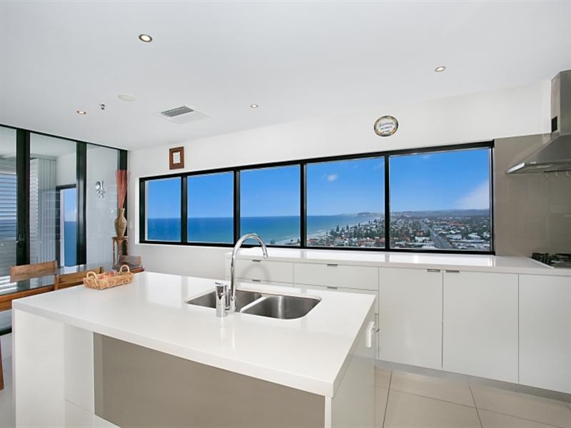 2503/14 George Avenue, Broadbeach QLD 4218