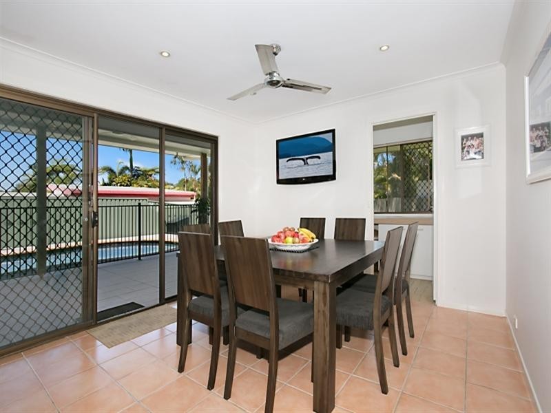7 Applecross Way, Elanora QLD 4221
