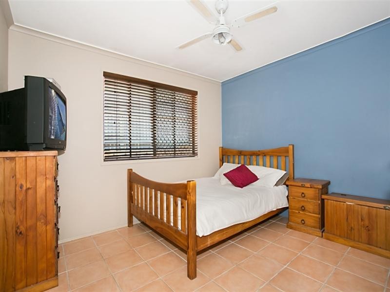 7 Applecross Way, Elanora QLD 4221