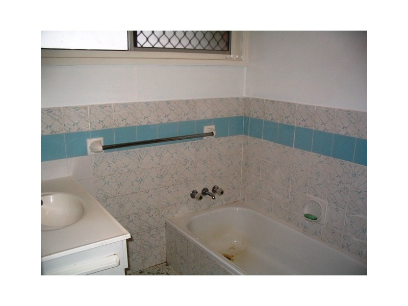 22 Dawn Parade, Miami QLD 4220