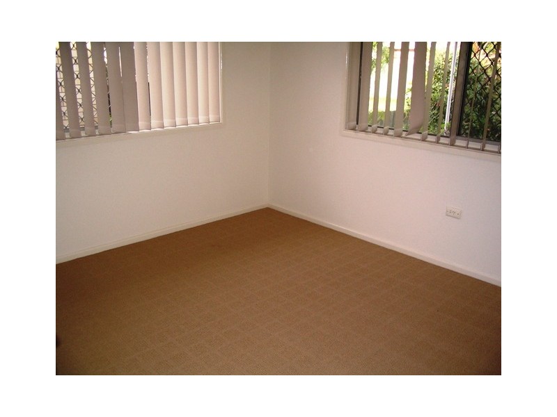 22 Dawn Parade, Miami QLD 4220