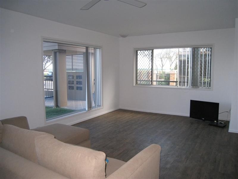 1/70 Marine Parade, Miami QLD 4220