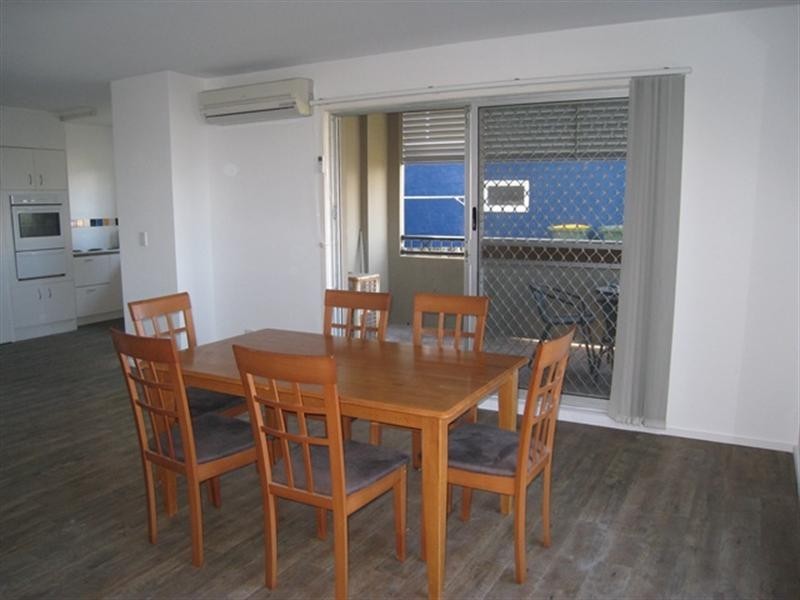 1/70 Marine Parade, Miami QLD 4220