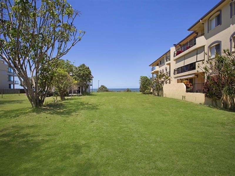 233 Golden Four Drive, Bilinga QLD 4225