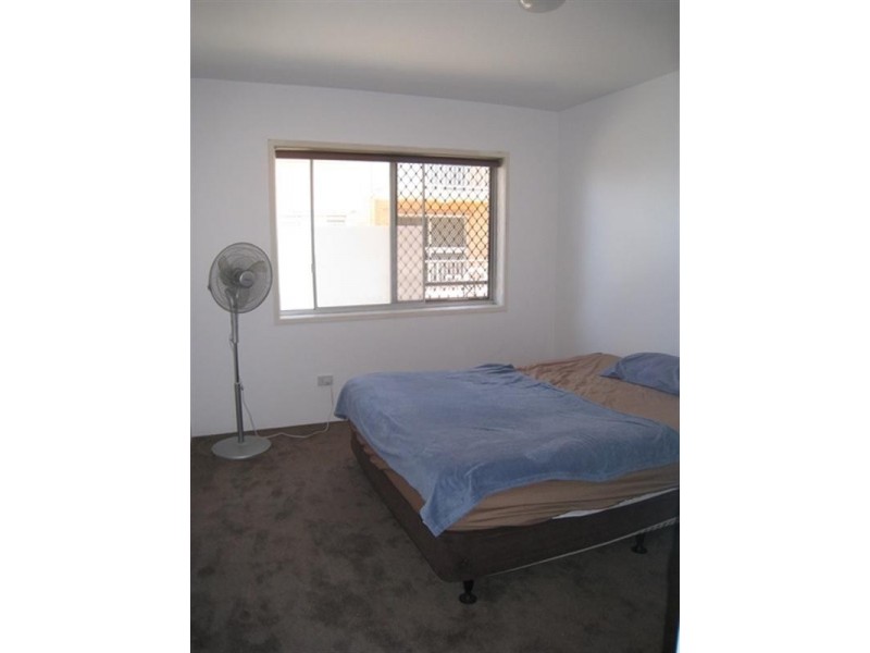 1/70 Marine Parade, Miami QLD 4220