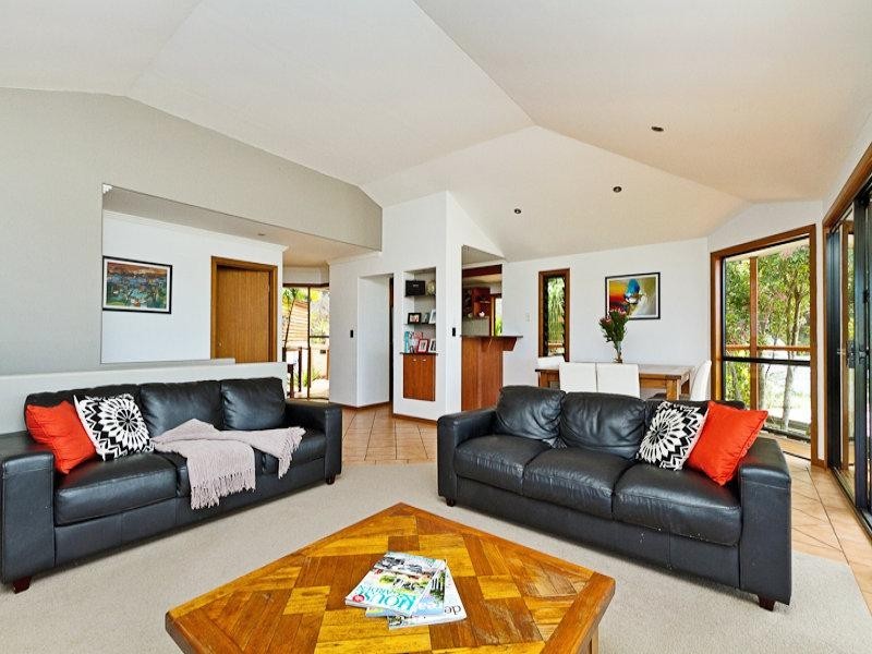 66 Hoffchildt Street, Currumbin QLD 4223