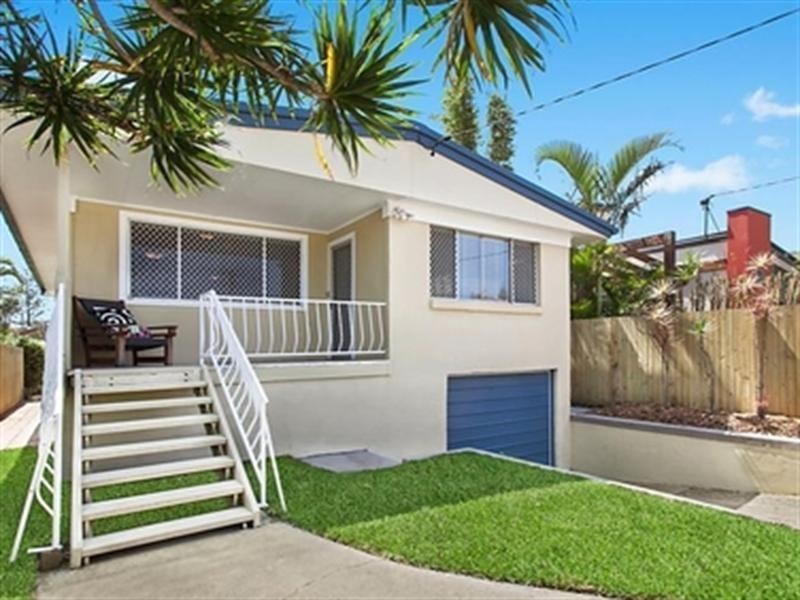 37 Alfred Street, Mermaid Beach QLD 4218