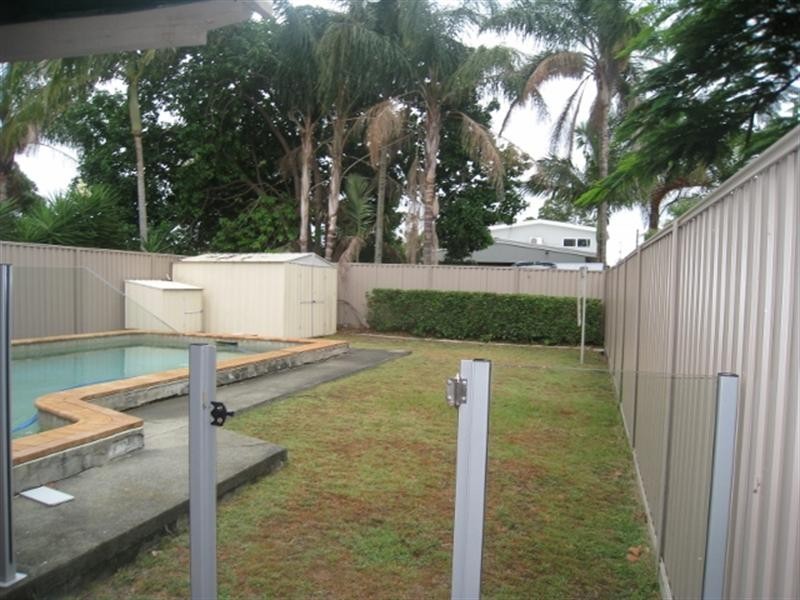 91 Albion Avenue, Miami QLD 4220