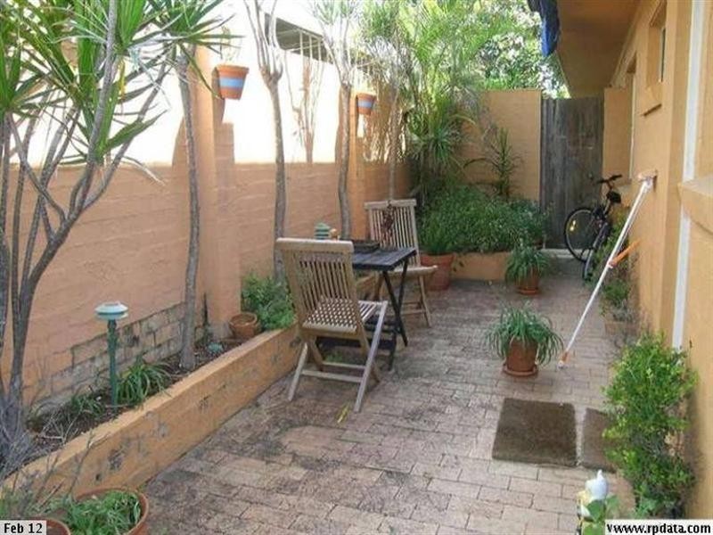 1/196 Hedges Avenue, Mermaid Beach QLD 4218