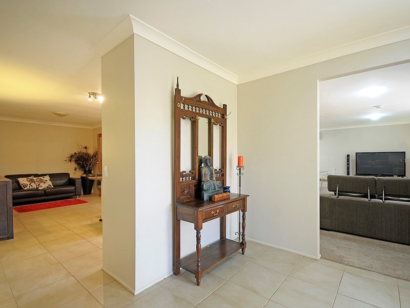 75 Riverlea Drive Waters, Nerang QLD 4211