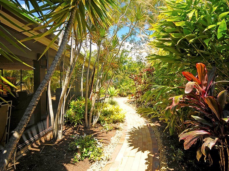 75 Riverlea Drive Waters, Nerang QLD 4211