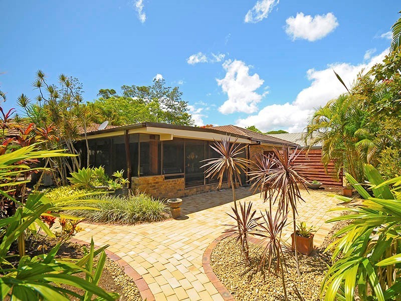 75 Riverlea Drive Waters, Nerang QLD 4211