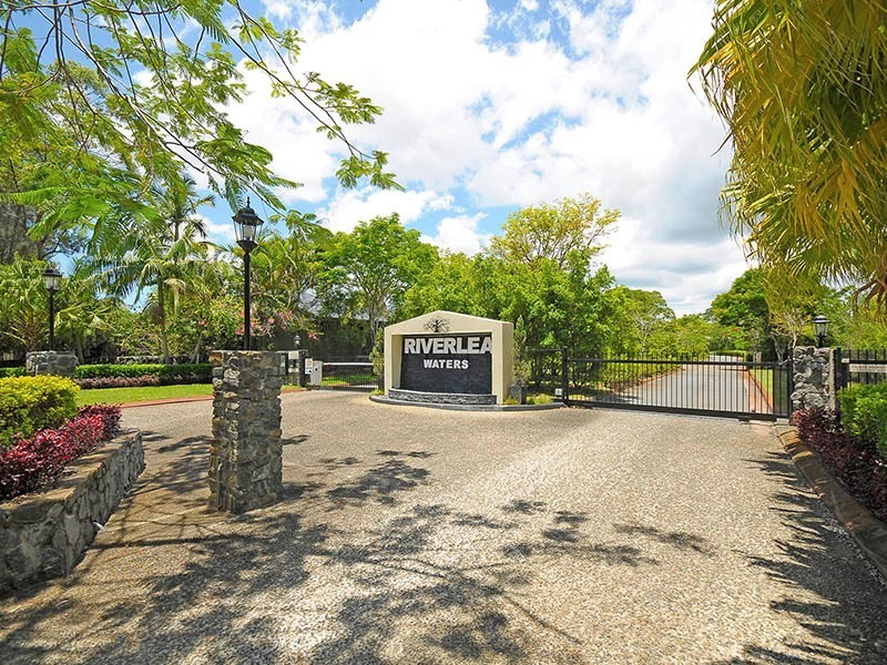 75 Riverlea Drive Waters, Nerang QLD 4211